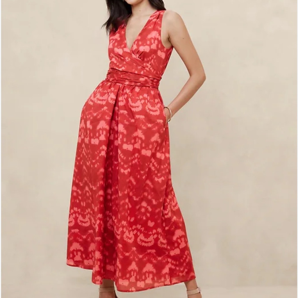 Banana Republic Red Maxi Dress - size 8 NWT